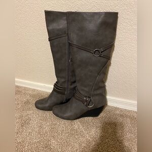 NWOB Blowfish Grey Knee High Boots 8.5